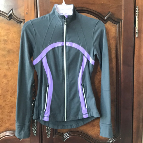 Lululemon Athletica Gray/Purple Front Zip Jacket - Picture 4 of 11